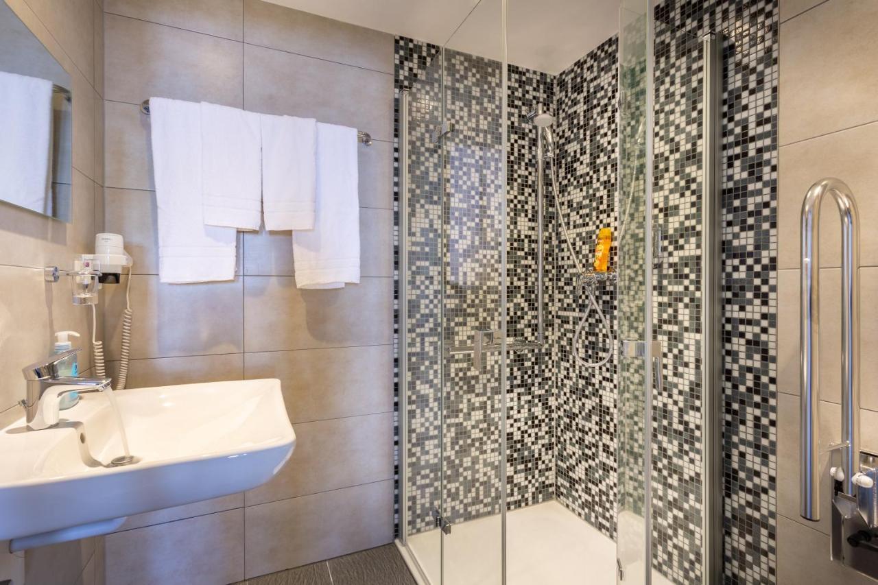 Hotel Am Park 3*